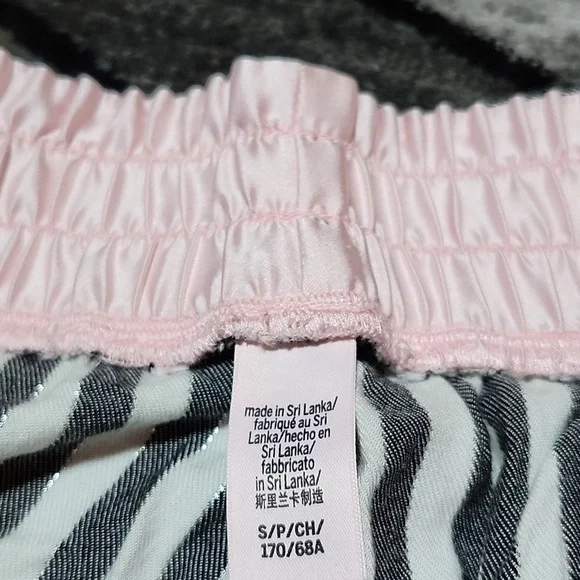 VICTORIA SECRET METALLIC STRIPED LONG-SLEEVE & SHORT LOUNGE SLEEPWEAR SET - Picture 12 of 16